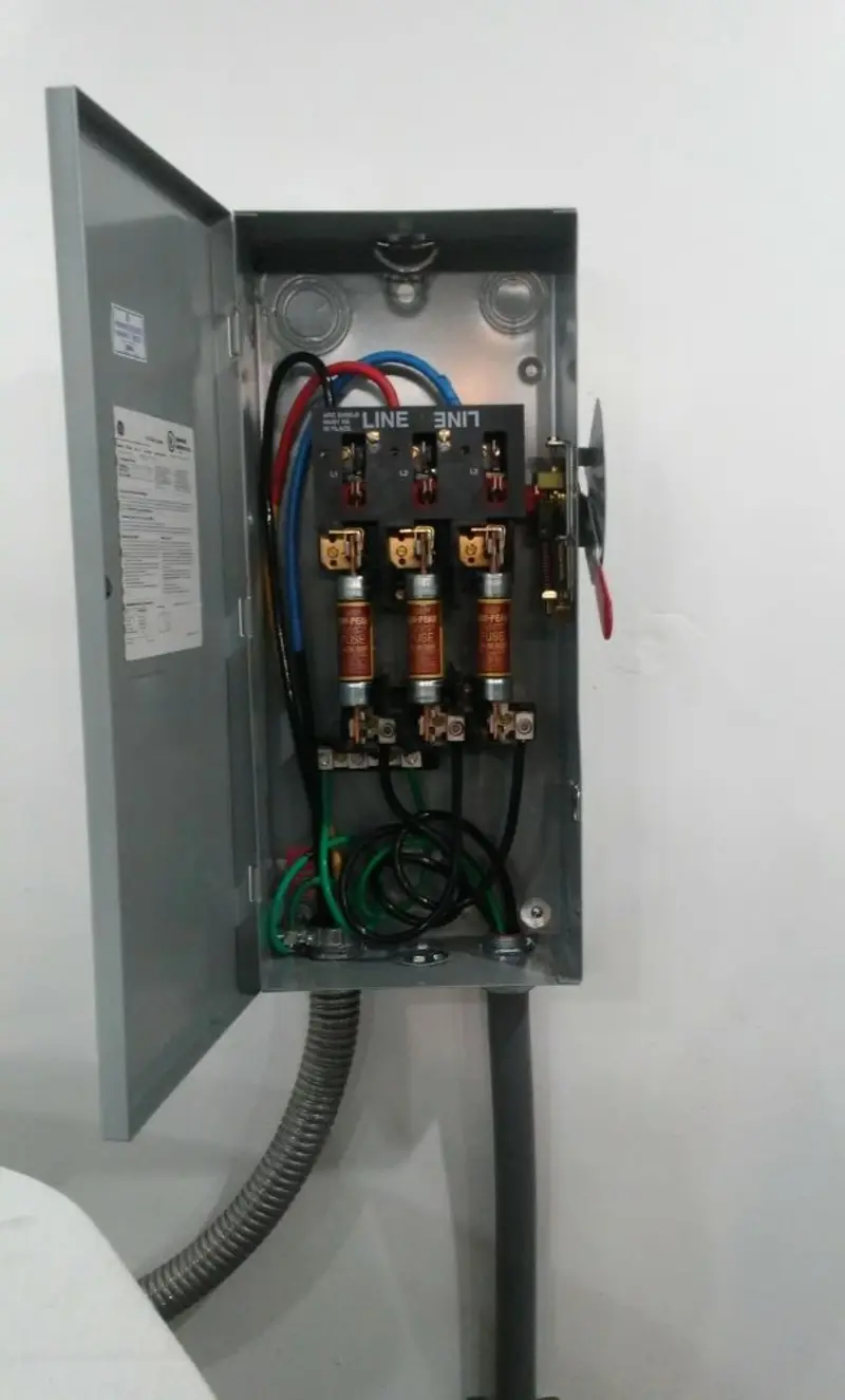 Three-phase disconnect switch installed for Electrical Wiring & Rewiring in Cape St. Claire